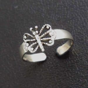 Silver toe ring