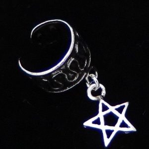 Silver earring cuff
