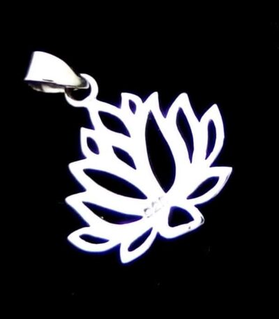 Silver lotus necklace