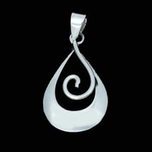 silver kiwiana necklace