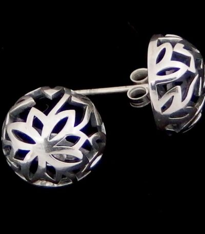 Silver Chunky stud earrings