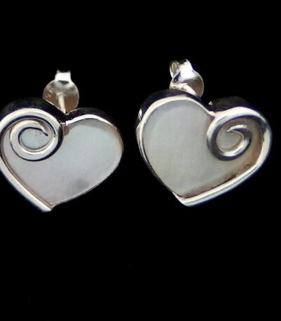 Mother pearl heart earrings