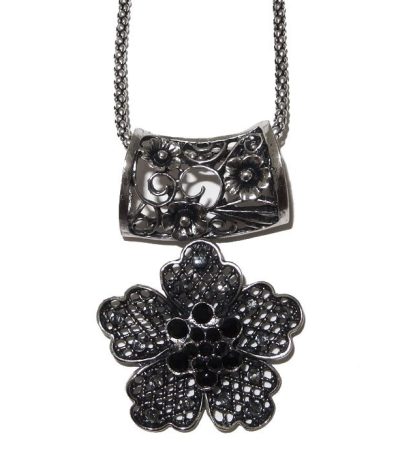 ornate vintage necklace
