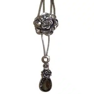 Chunky long necklace