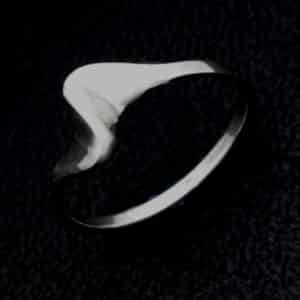 Heart beat silver ring
