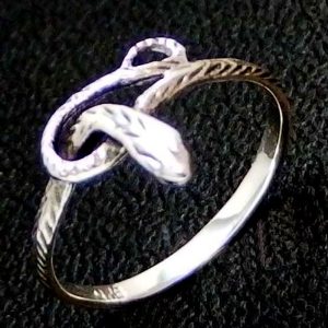 Sterling silver snake ring NZ