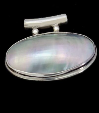 Statement piece necklace