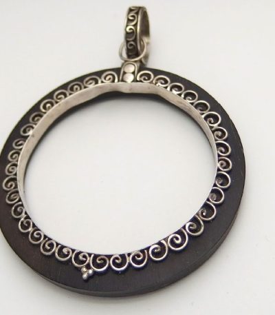 Silver Wood necklace