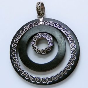 Silver wood necklace