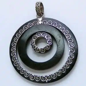 Silver wood necklace
