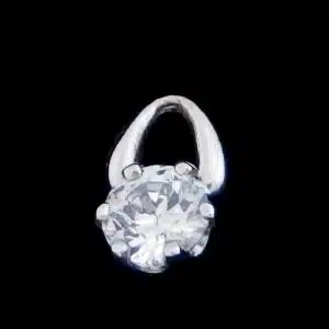 Cubic zirconia pendant