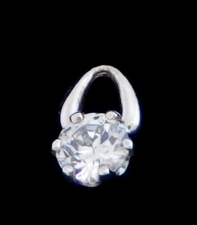 Cubic zirconia pendant
