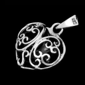 Filigree silver heart necklace