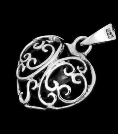 Filigree silver heart necklace