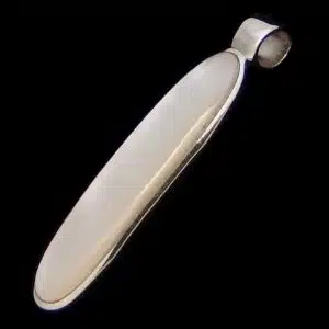 Mother pearl silver necklace