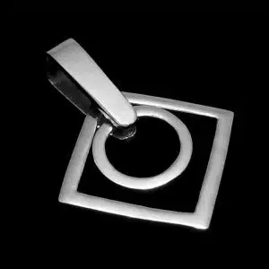 Circle interlocking pendant