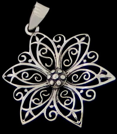 Vintage silver flower necklace
