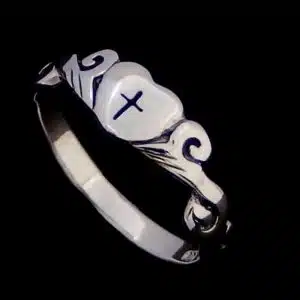 Silver cross ring