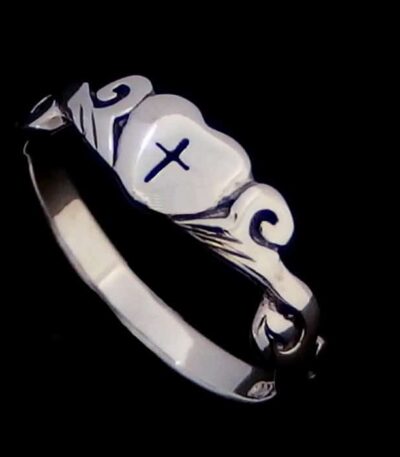 Silver cross ring