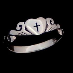 Silver Love heart ring