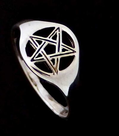 Silver pentacle wicca ring