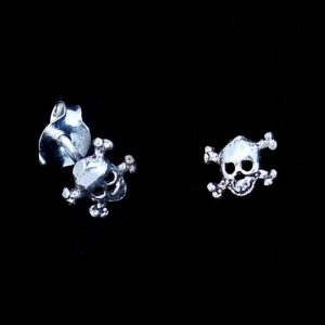 Sterling silver skull stud earrings