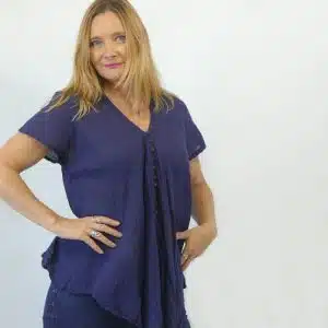 Loose cotton top