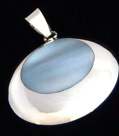 Large silver shell pendant