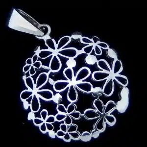 Silver flowers necklace