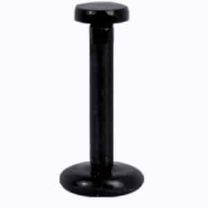 Black lip bar