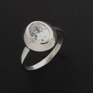 Oval Cubic zirconia Ring