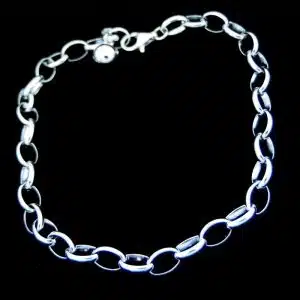 Bracelet to add charms