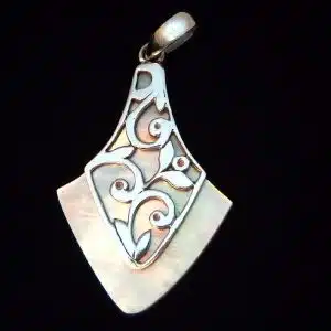 Ornate Silver Shell necklace NZ