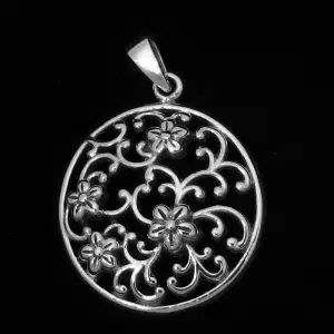 Silver flower necklace