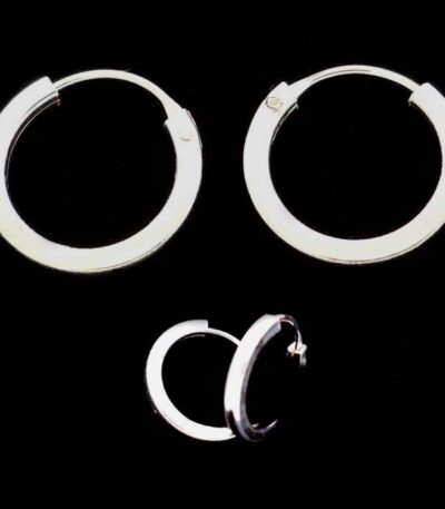 Flat edge hoop earrings