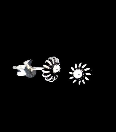 Silver Wire flower studs