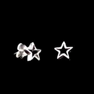 Cut out star stud earrings