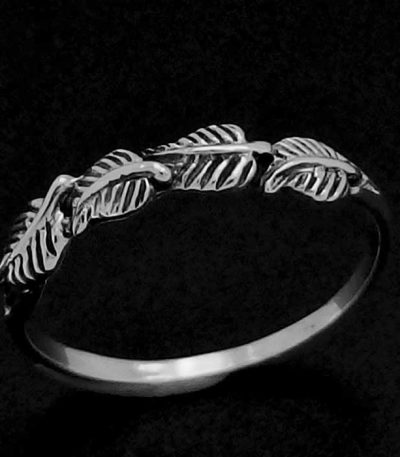 Silver-leaf ring