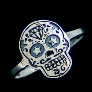 Star Eyes Skull Ring