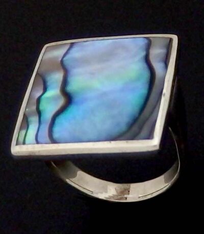 Chunky shell ring