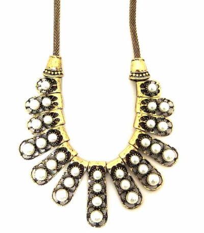 Statement choker necklace