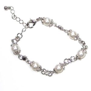 Fake pearl bracelet
