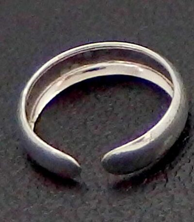 Plain silver toe ring NZ
