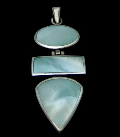 Green pearl necklace