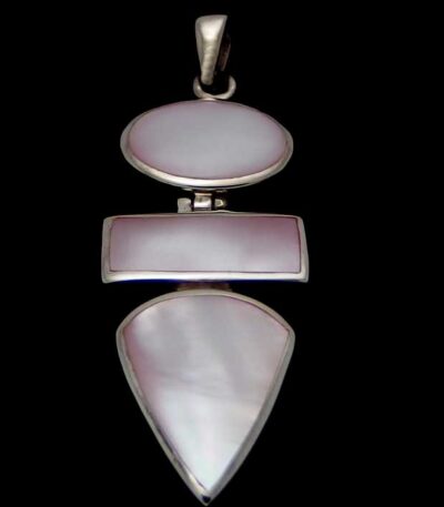 Pink mother pearl necklace