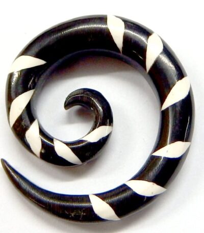 0G Ear stretcher