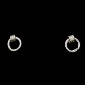 Silver stud earring NZ