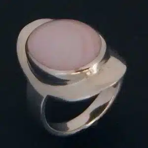 Sterling silver shell ring