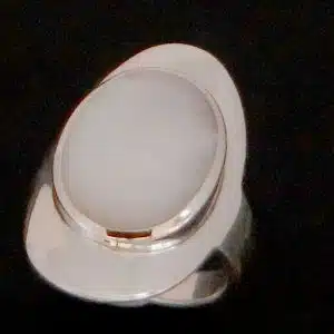 Sterling silver shell ring