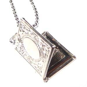 Necklace for teenage girl